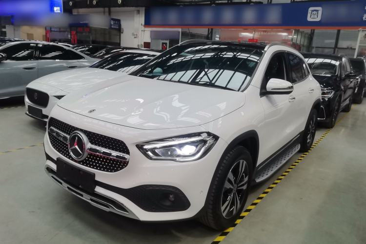 Used Mercedes-Benz GLA 2022 Facelifted GLA 200 Guazi used car, China used car export, Used car for sale, Used  cars, Cheapest cars for sale