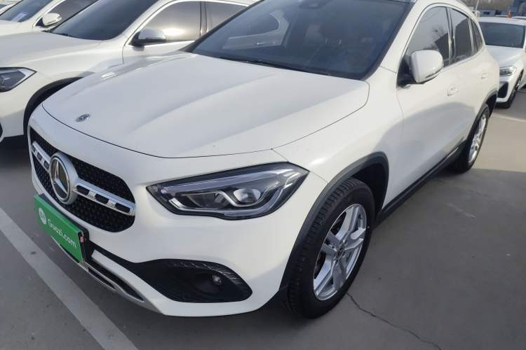 Used Mercedes-Benz GLA 2022 Second Facelift GLA 200 Guazi used car, China used car export, Used car for sale, Used  cars, Cheapest cars for sale