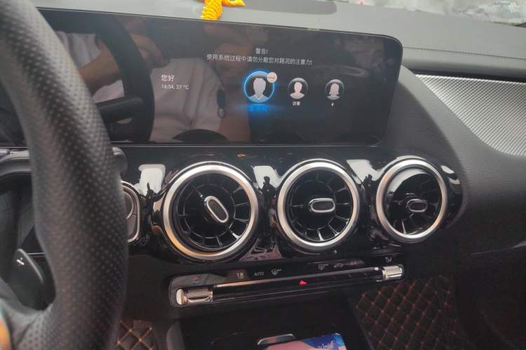 Used Mercedes-Benz GLA 2022 Second Facelift GLA 200 Audio And AC Panel