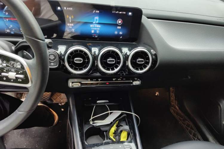 Used Mercedes-Benz GLA 2022 Facelifted GLA 200 Audio And AC Panel