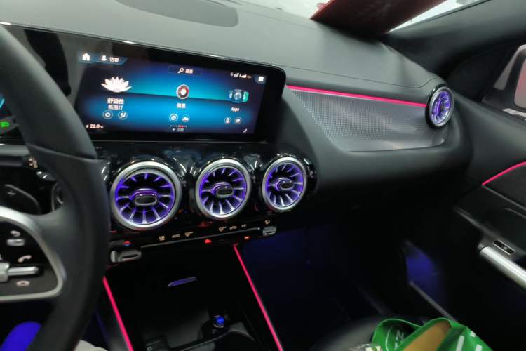 Used Mercedes-Benz GLA 2022 GLA 220 Audio And AC Panel