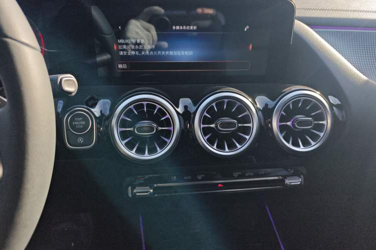 Used Mercedes-Benz GLA 2022 Facelifted GLA 200 Audio And AC Panel
