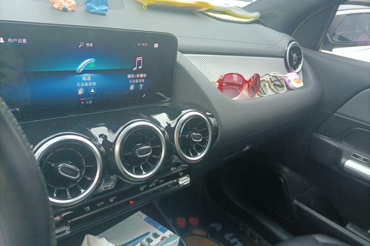 Used Mercedes-Benz GLA 2022 Facelifted GLA 200 Audio And AC Panel