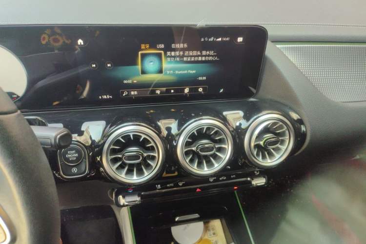 Used Mercedes-Benz GLA 2022 Facelifted GLA 200 Audio And AC Panel