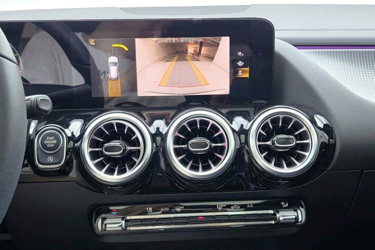 Used Mercedes-Benz GLA 2022 Facelifted GLA 200 Audio And AC Panel