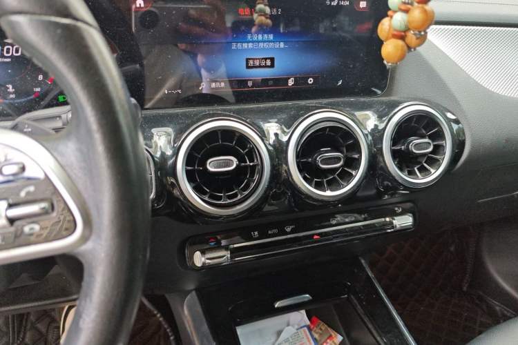Used Mercedes-Benz GLA 2022 Facelifted GLA 180 Audio And AC Panel