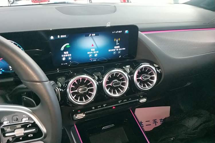 Used Mercedes-Benz GLA 2022 GLA 220 Audio And AC Panel
