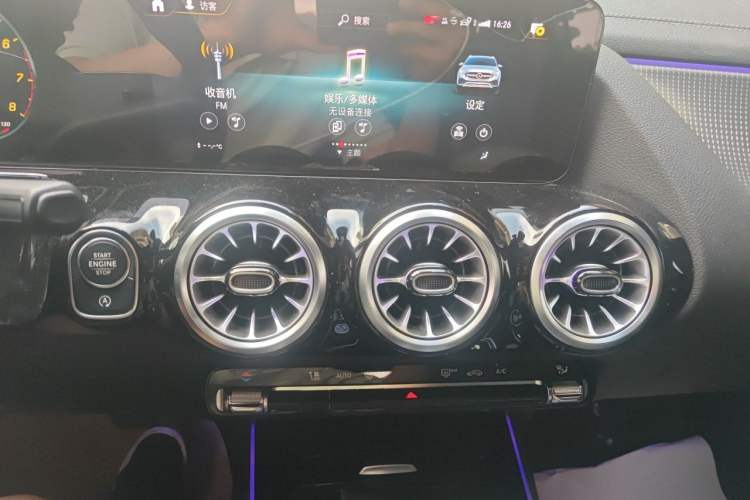 Used Mercedes-Benz GLA 2022 GLA 220 Audio And AC Panel