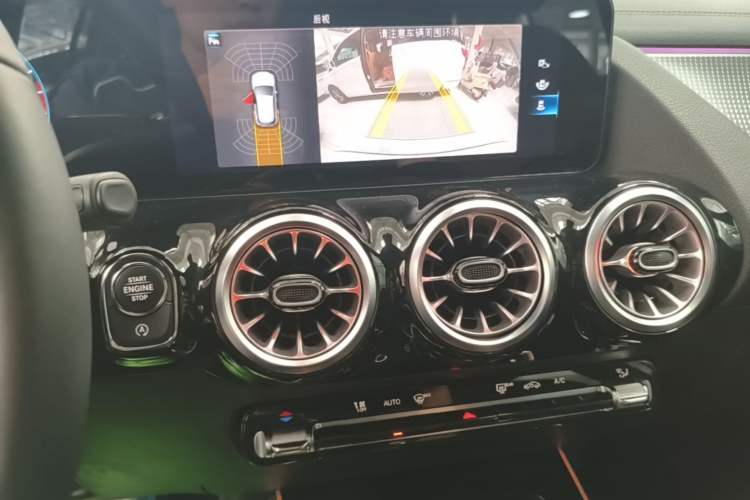 Used Mercedes-Benz GLA 2022 Facelifted GLA 200 Audio And AC Panel