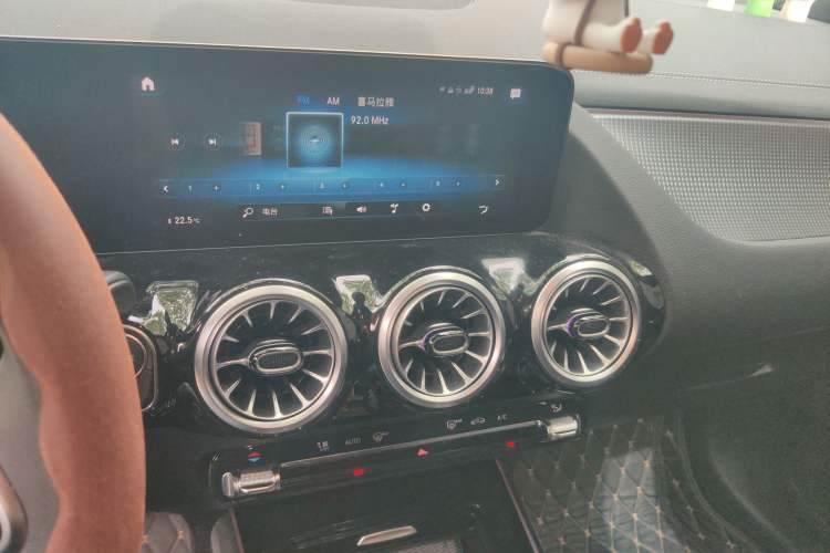 Used Mercedes-Benz GLA 2022 Facelifted GLA 200 Audio And AC Panel