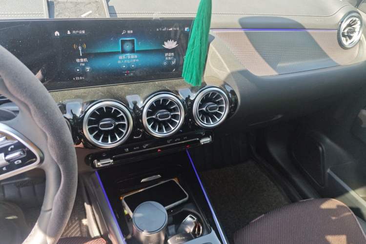 Used Mercedes-Benz GLA 2022 Facelifted GLA 200 Audio And AC Panel