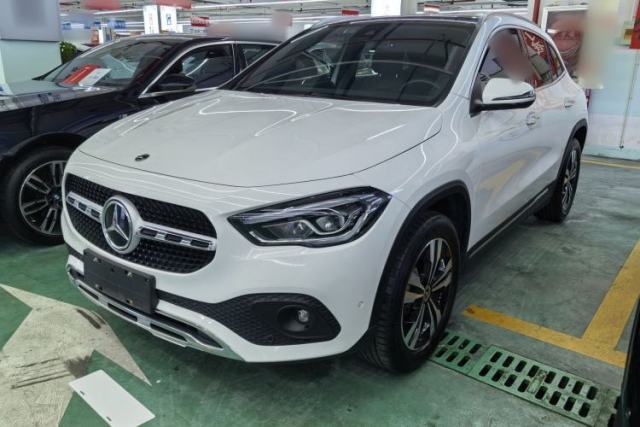 Ojetý Mercedes-Benz GLA 2022 Facelifted GLA 200