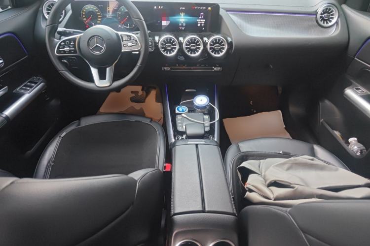 Used Mercedes-Benz GLA 2022 GLA 220 Center Console