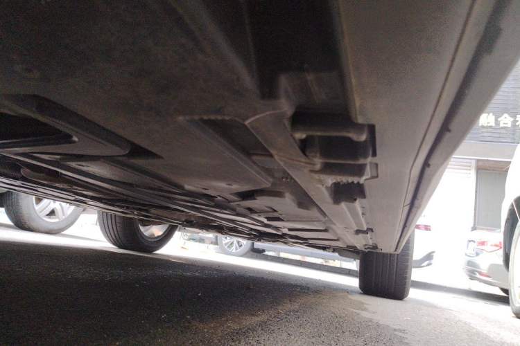 Used Mercedes-Benz GLA 2022 GLA 220 4MATIC Chassis Rear Right