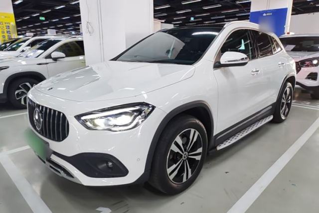 Ojetý Mercedes-Benz GLA 2022 Facelifted GLA 200