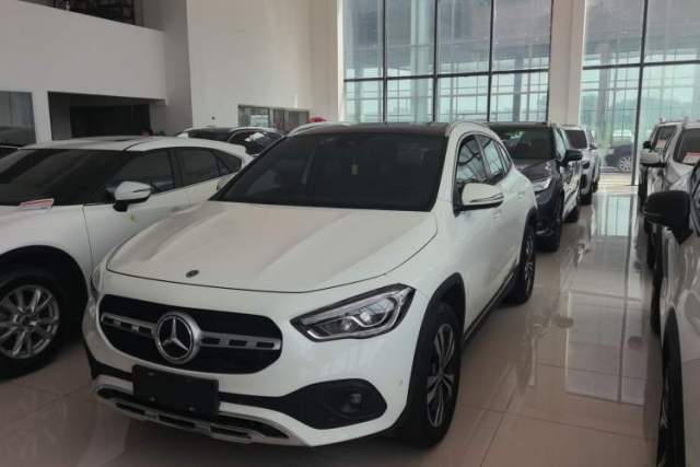 Ojetý Mercedes-Benz GLA 2022 Facelifted GLA 200
