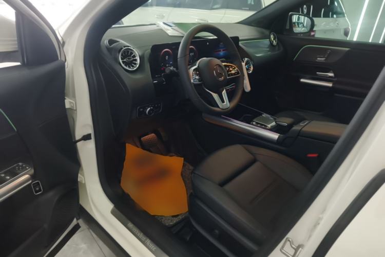 Used Mercedes-Benz GLA 2022 GLA 200 Driver Seat