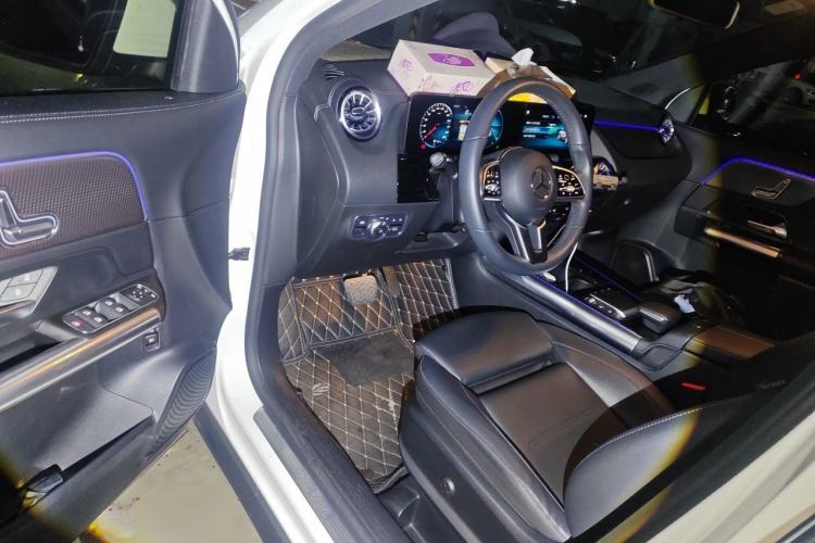 Used Mercedes-Benz GLA 2022 GLA 200 Driver Seat