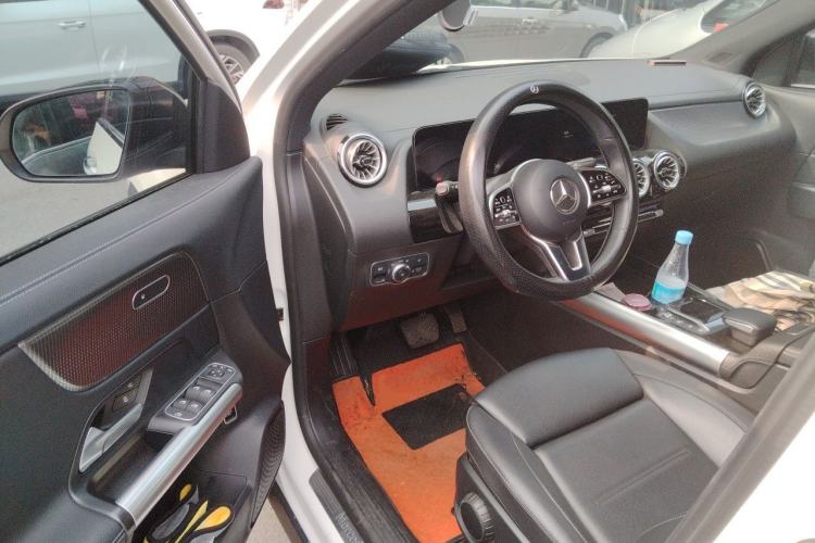 Used Mercedes-Benz GLA 2022 GLA 220 4MATIC Driver Seat