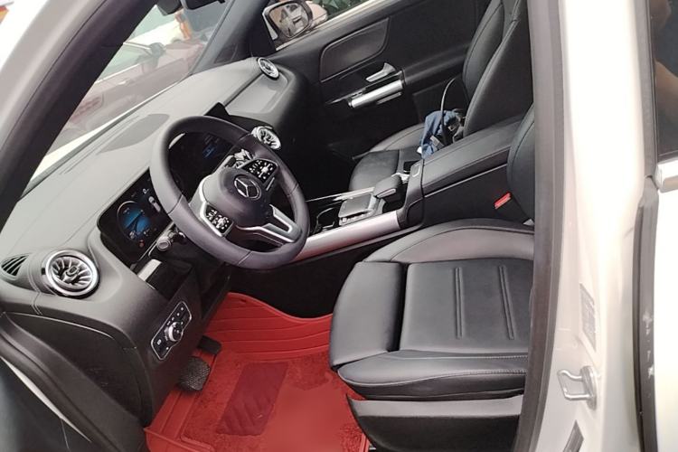 Used Mercedes-Benz GLA 2022 GLA 220 Driver Seat