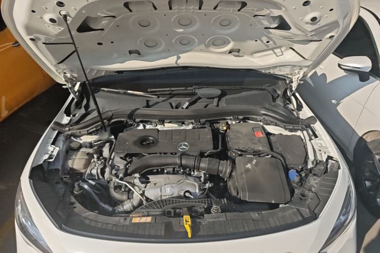 Used Mercedes-Benz GLA 2022 GLA 220 4MATIC Engine Bay