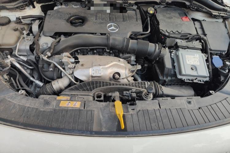 Used Mercedes-Benz GLA 2022 GLA 220 Engine Bay