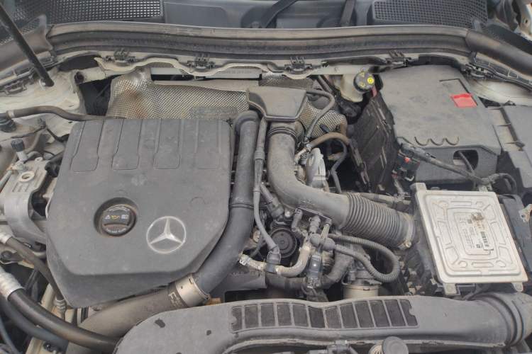Used Mercedes-Benz GLA 2022 Second Facelift GLA 200 Engine Bay