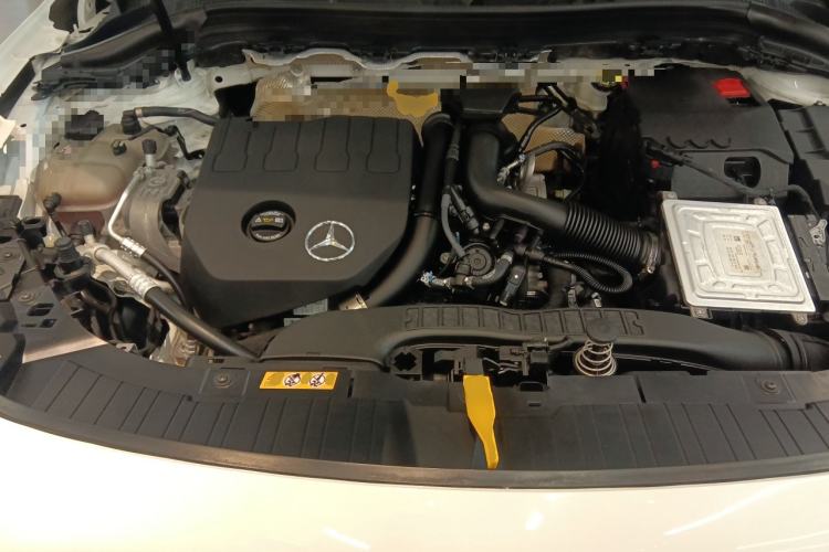 Used Mercedes-Benz GLA 2022 Facelifted GLA 200 Engine Bay