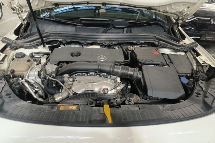 Used Mercedes-Benz GLA 2022 GLA 220 Engine Bay