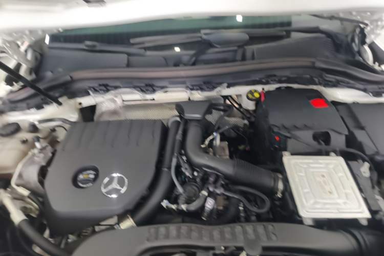 Used Mercedes-Benz GLA 2022 GLA 200 Engine Bay