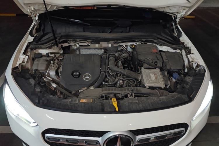 Used Mercedes-Benz GLA 2022 Facelifted GLA 200 Engine Bay