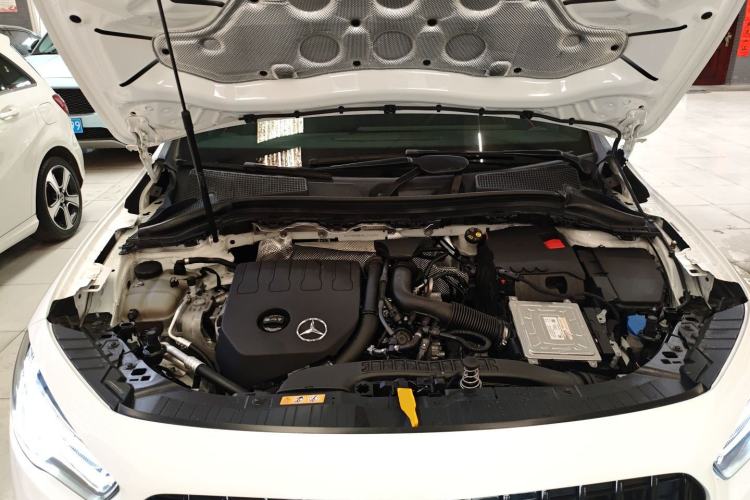 Used Mercedes-Benz GLA 2022 Facelifted GLA 200 Engine Bay