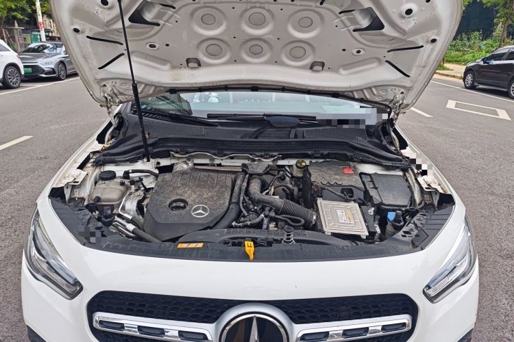 Used Mercedes-Benz GLA 2022 Facelifted GLA 200 Engine Bay