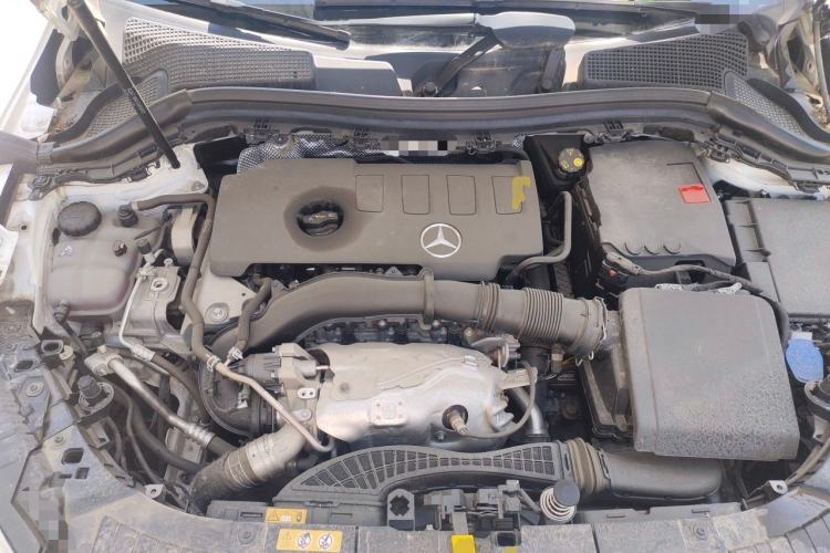Used Mercedes-Benz GLA 2022 GLA 220 Engine Bay