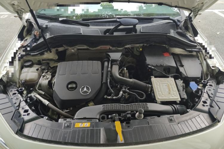 Used Mercedes-Benz GLA 2022 Facelifted GLA 200 Engine Bay