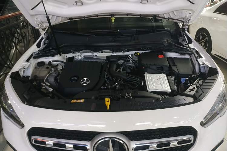 Used Mercedes-Benz GLA 2022 Second Facelift GLA 200 Engine Bay