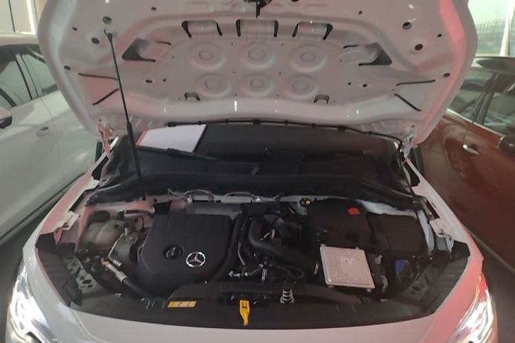 Used Mercedes-Benz GLA 2022 Second Facelift GLA 200 Engine Bay