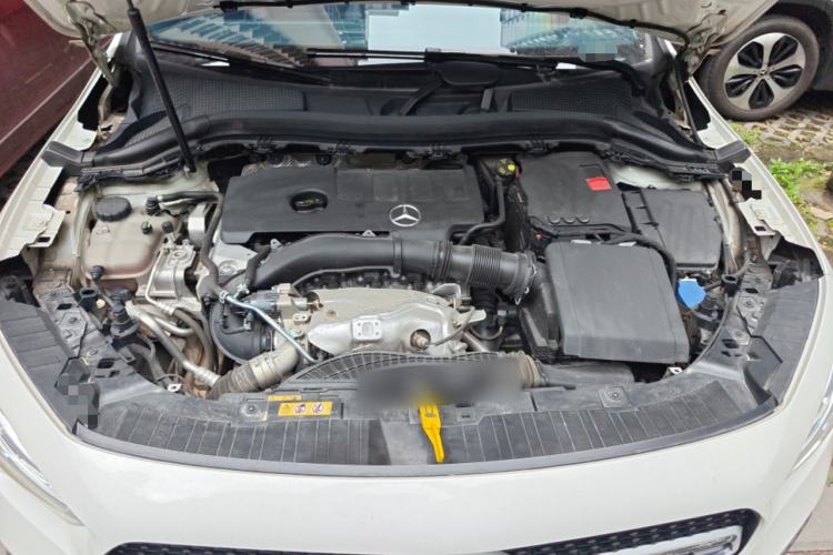 Used Mercedes-Benz GLA 2022 GLA 220 Engine Bay
