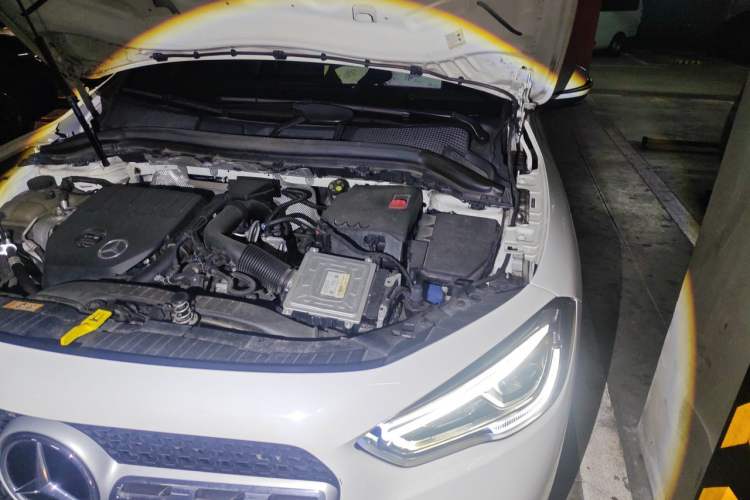 Used Mercedes-Benz GLA 2022 GLA 200 Engine Bay Left