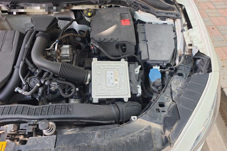 Used Mercedes-Benz GLA 2022 Second Facelift GLA 200 Engine Bay Left