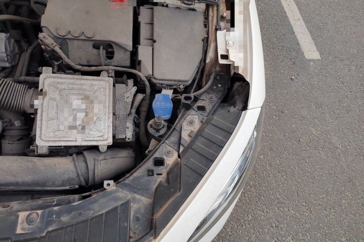 Used Mercedes-Benz GLA 2022 GLA 200 Engine Bay Left