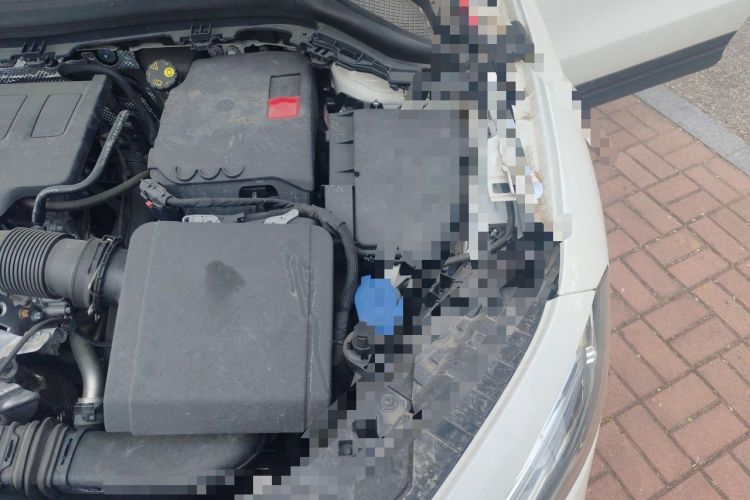 Used Mercedes-Benz GLA 2022 GLA 220 4MATIC Engine Bay Left