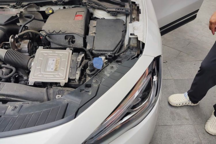 Used Mercedes-Benz GLA 2022 GLA 200 Engine Bay Left