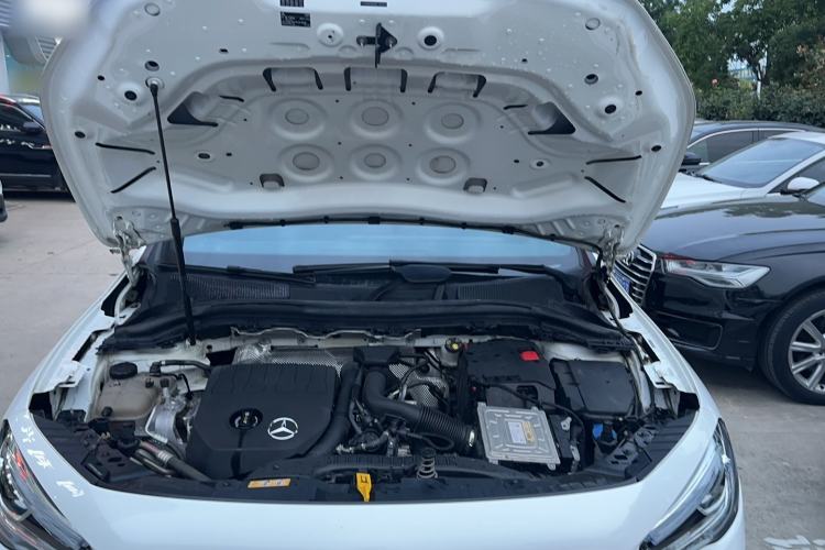 Used Mercedes-Benz GLA 2022 GLA 200 Engine Bay