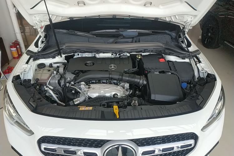 Used Mercedes-Benz GLA 2022 GLA 220 Engine Bay
