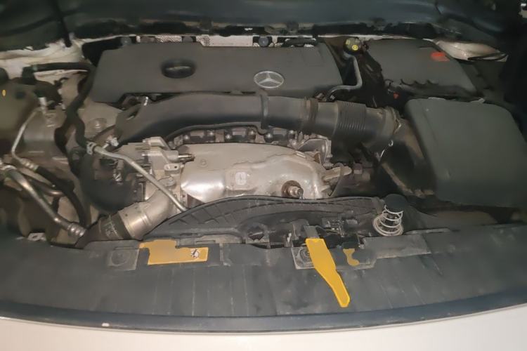 Used Mercedes-Benz GLA 2022 GLA 220 Engine Bay