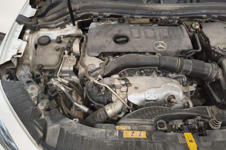 Used Mercedes-Benz GLA 2022 GLA 220 Engine Bay Right
