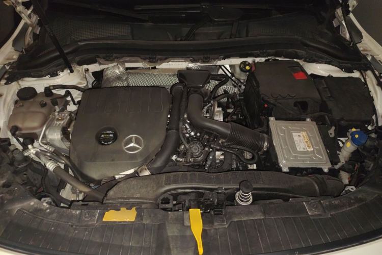 Used Mercedes-Benz GLA 2022 Facelifted GLA 200 Engine Bay