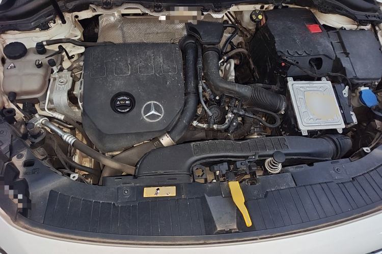 Used Mercedes-Benz GLA 2022 Facelifted GLA 200 Engine Bay