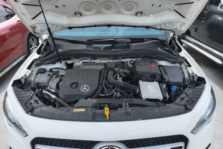 Used Mercedes-Benz GLA 2022 Second Facelift GLA 200 Engine Bay